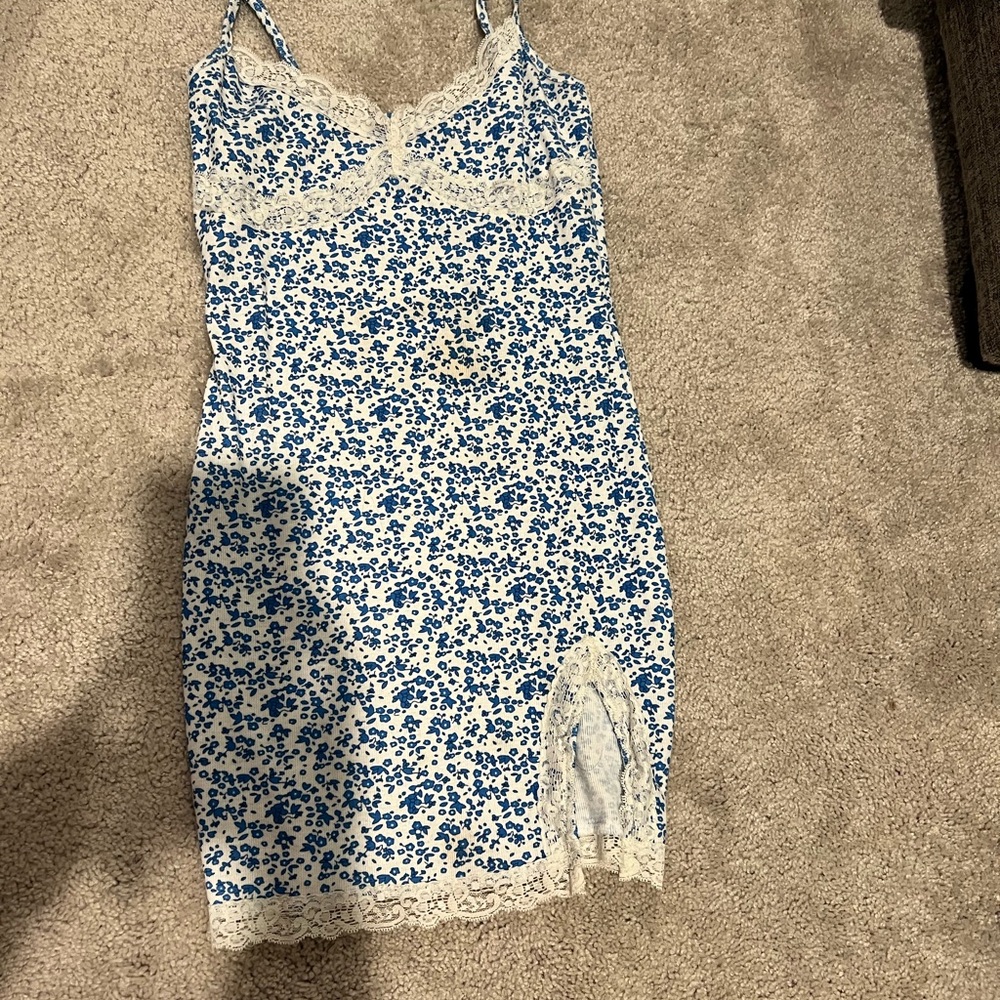 SHEIN Blue and White Floral Lace Mini Dress